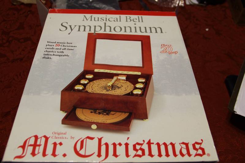 Christmas musical record box