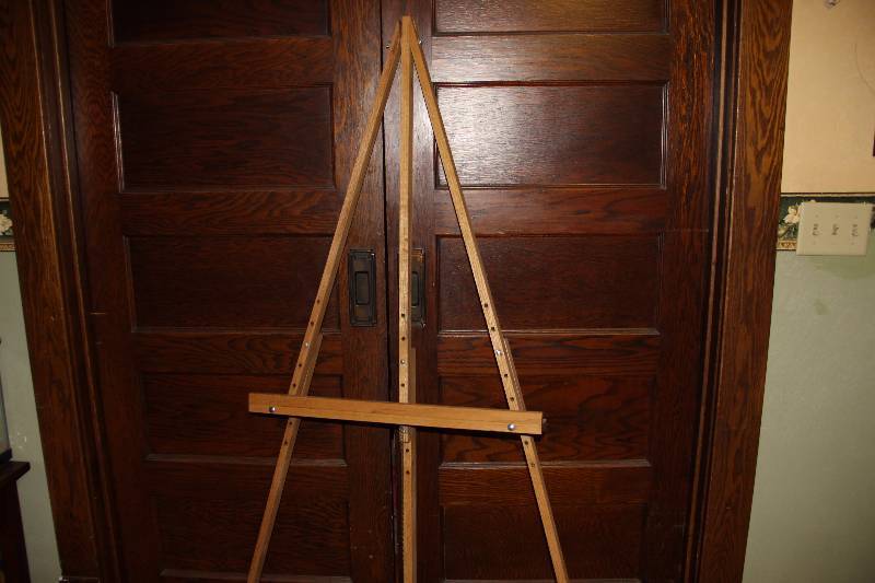 Wooden easel