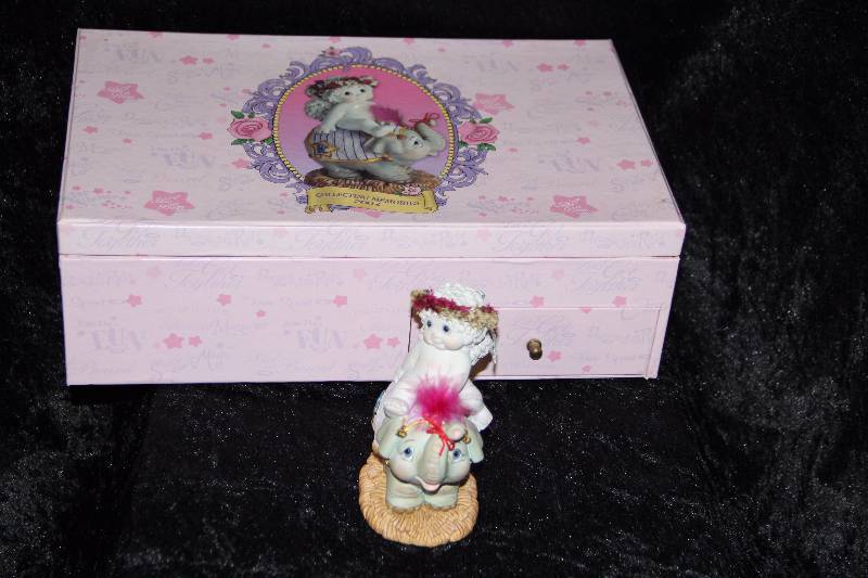 Dreamsicle collectible
