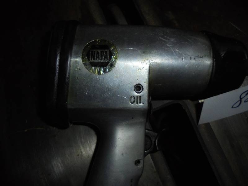 lot 82 image: NAPA 12 Impact Wrench