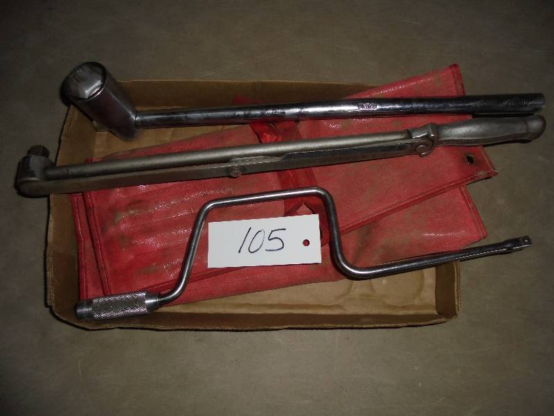 lot 105 image: Torque Wrench, Misc