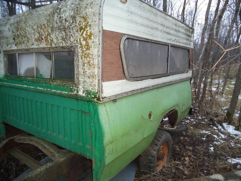 lot 215 image: Truck Box with Camper Topper
