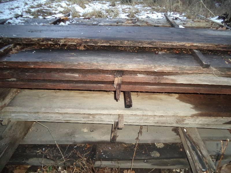 lot 216 image: Pile 1 - Black Ash Lumber