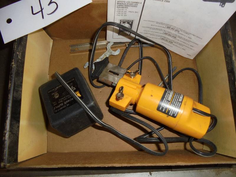 lot 43 image: Wen Lumberjack Electric Chainsaw Sharpener