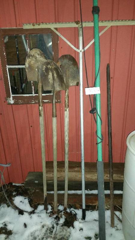 lot 208 image: Lot - Shovels, Barrel, Crow Bar