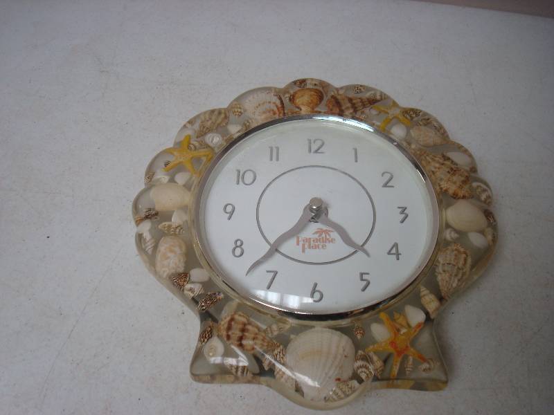 Sea Shell Clock