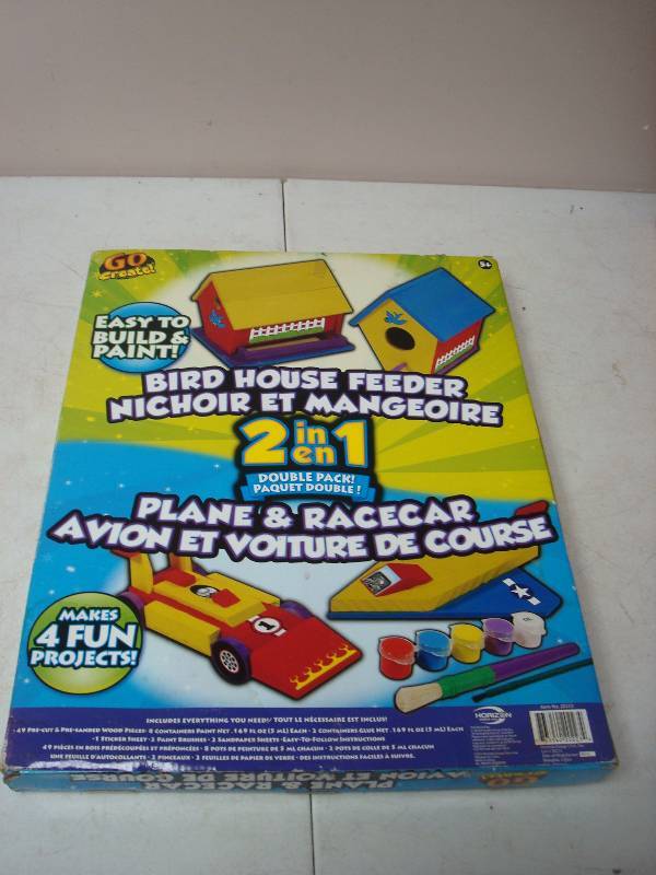 Kids Wood Craft Kit, Unused, Paint Might Be Dried Out