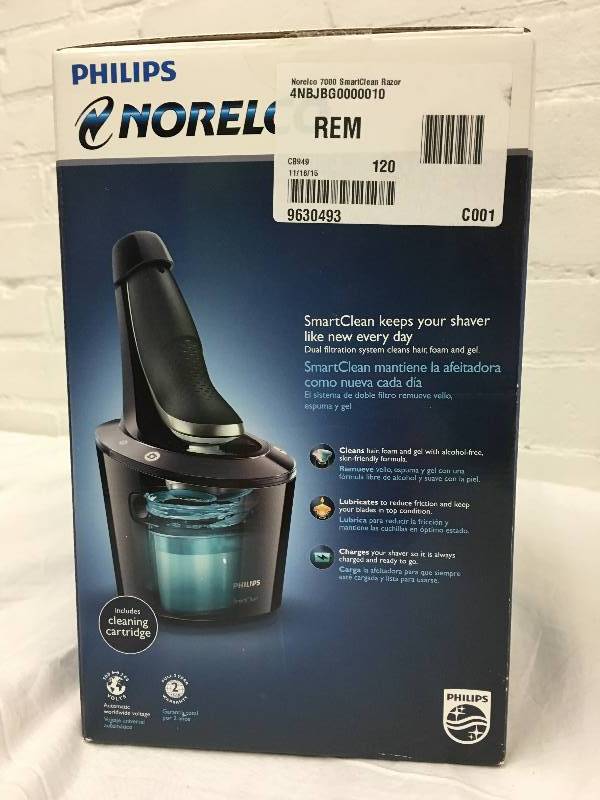 lot 31 image: Philips Norelco Shaver 7000 for Sensitive Skin retail $150