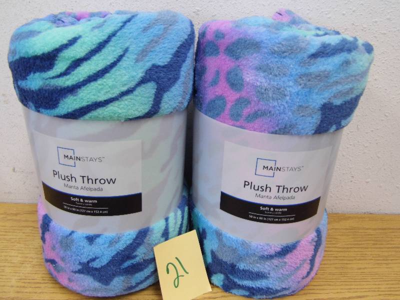 2 Plush Throws