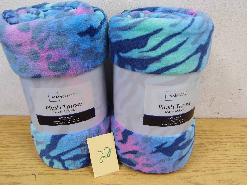 2 Plush Throws