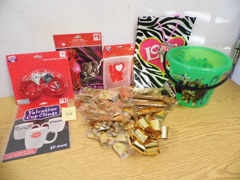 Valentine Items W Kids Bucket