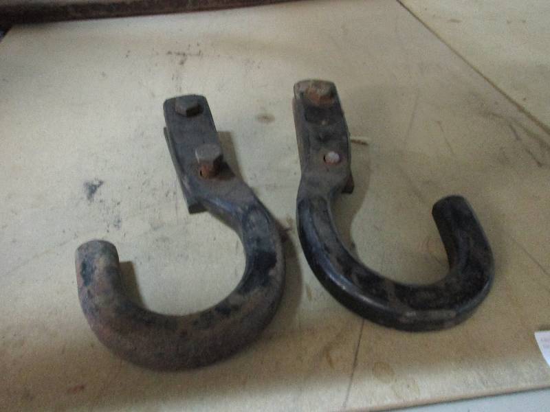 Pr of tow hooks
