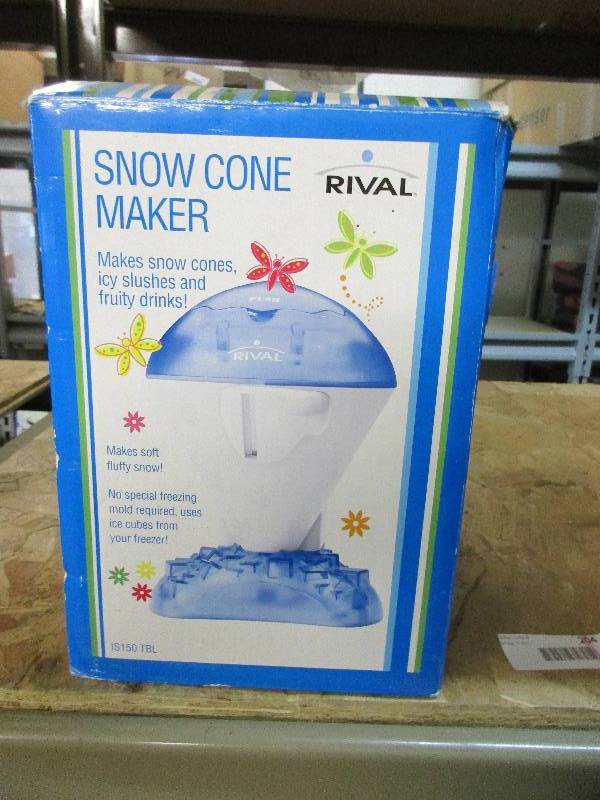 Snow cone maker