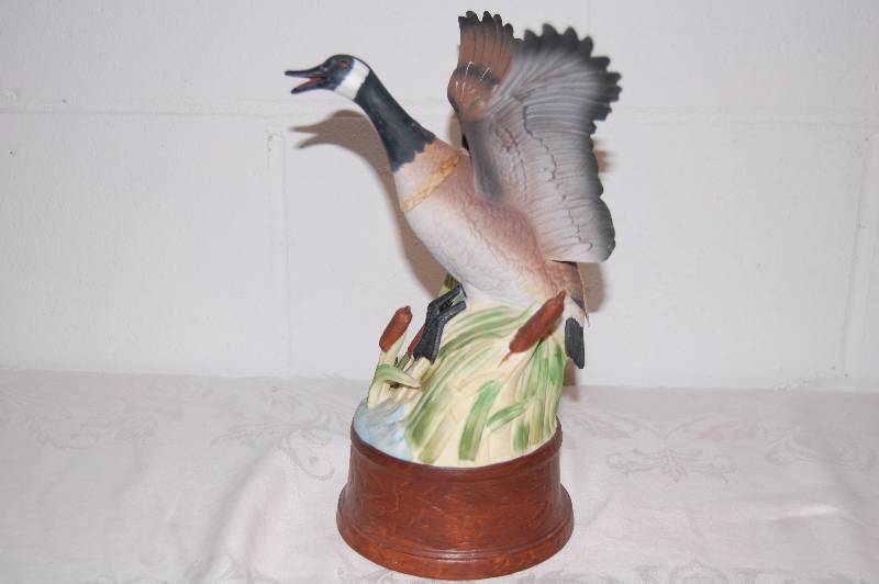 lot 23 image: Duck Decanter