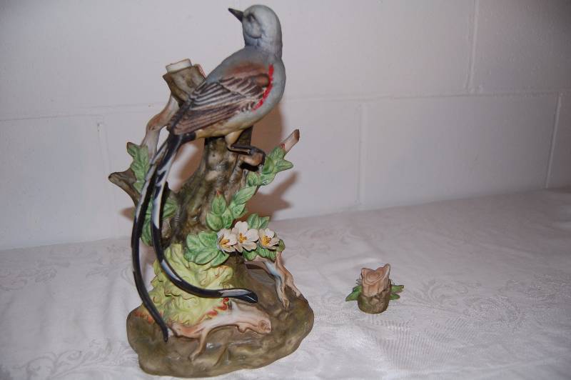 lot 25 image: Flycatcher Decanter