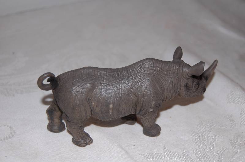 lot 59 image: Small Rhino Figure