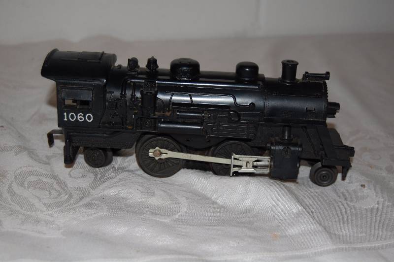 lot 80 image: Lionel Model Train Engine