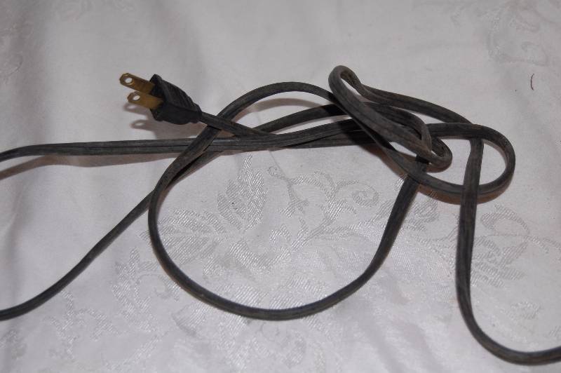 lot 85 image: Lionel Transformer