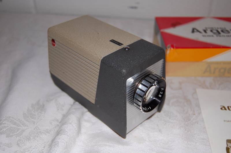 lot 96 image: Slide Projector