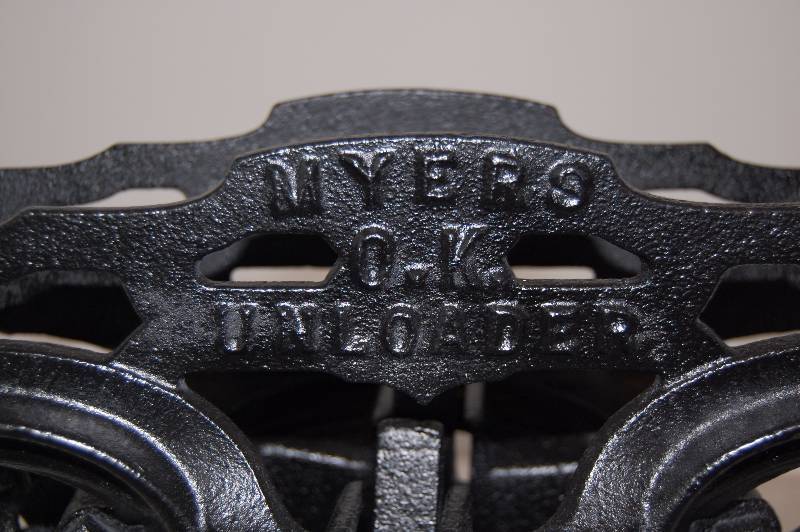 lot 109 image: Vintage Barn Trolley