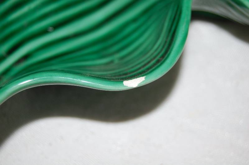 lot 118 image: Leaf Plate