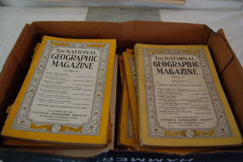lot 127 image: National Geographic Magazines