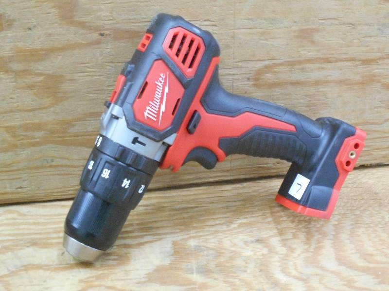 Milwaukee M18 Cordless Mithium-Ion ...