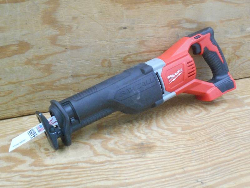 Milwaukee M18 Cordless Mithium-Ion ...
