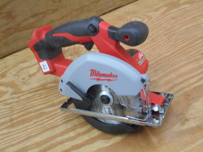 Milwaukee M18 Cordless Lithium-Ion ...