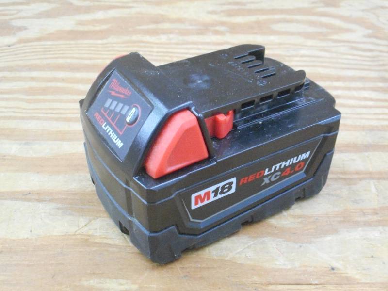 Milwaukee M18 Red Lithium XC 4.0 Ex...