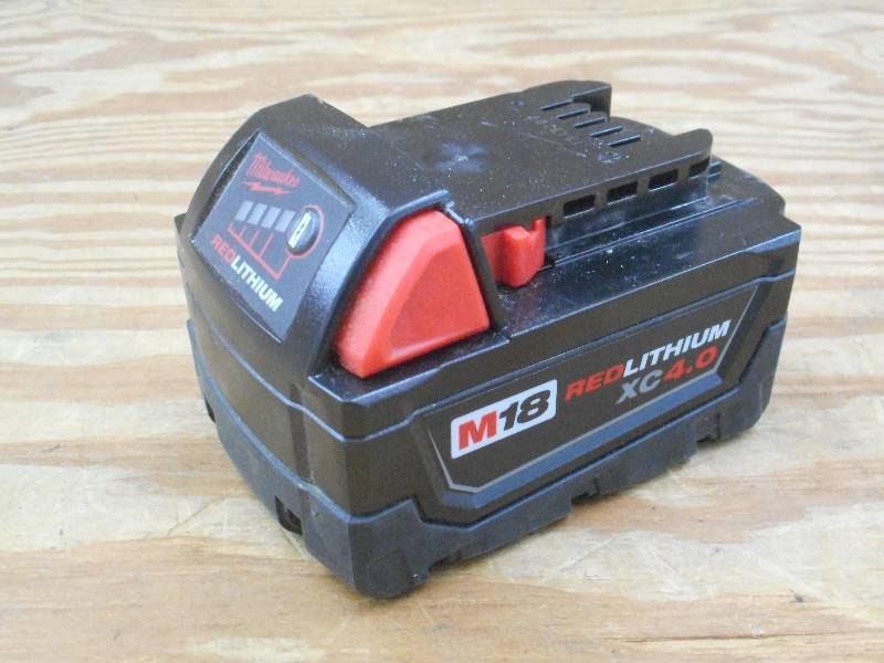 Milwaukee M18 Red Lithium XC 4.0 Ex...