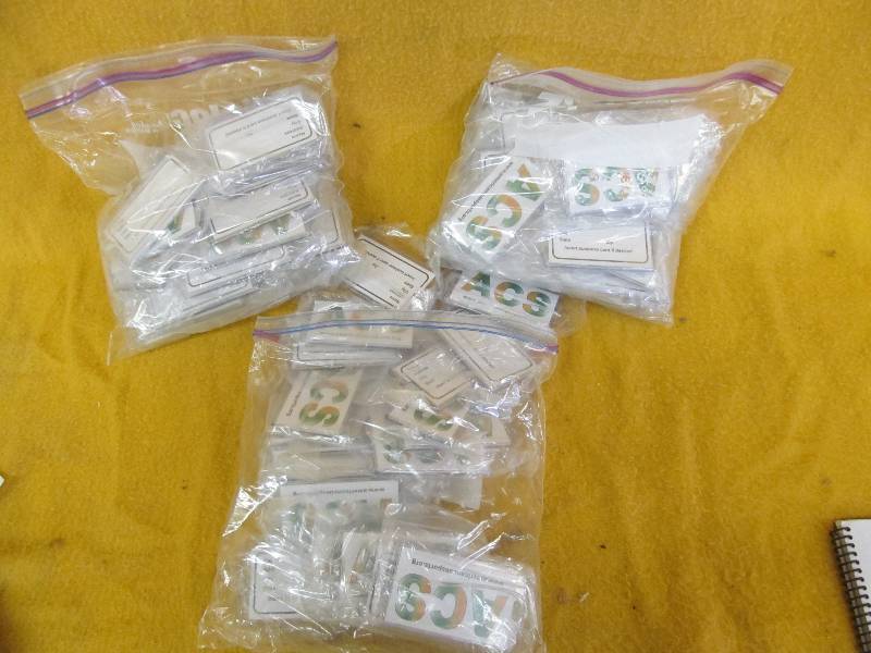 luggage name tags
