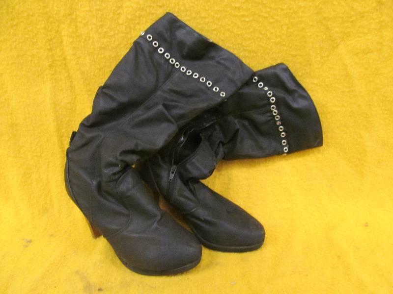Ladies Boots