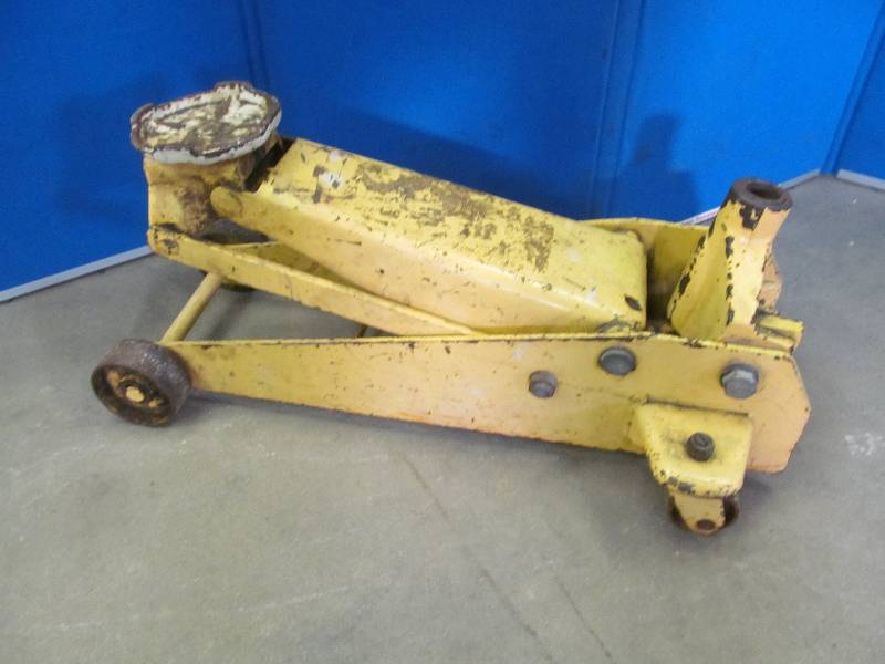 Floor Jack