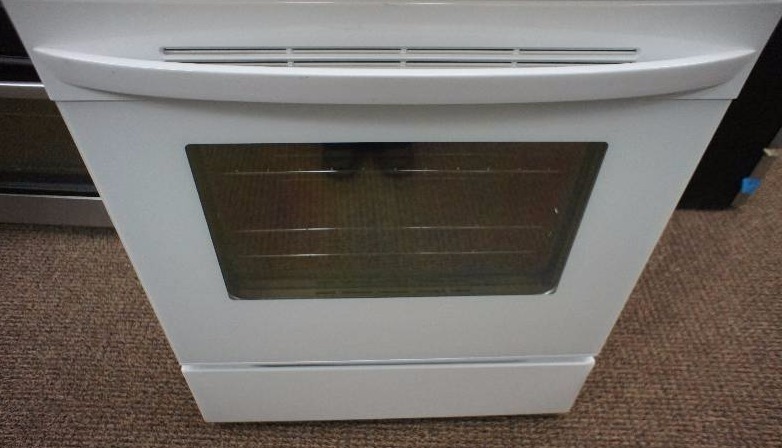 LG Stove - Model # (LRE3083SW)
