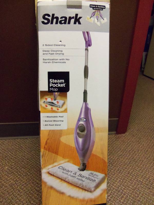 lot 28 image: Shark Steam Pocket Mop