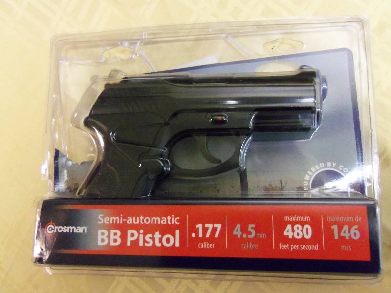 lot 31 image: Crosman Semi-automatic BB Pistol