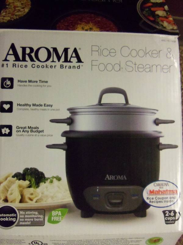 lot 33 image: Aroma 6 Cup Rice Cooker and Food Steamer