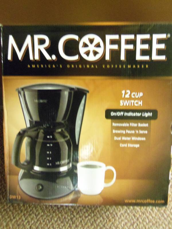 lot 38 image: 12 Cup Switch Mr. Coffee