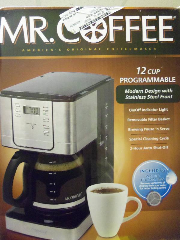 lot 42 image: 12 Cup Programmable Mr. Coffee