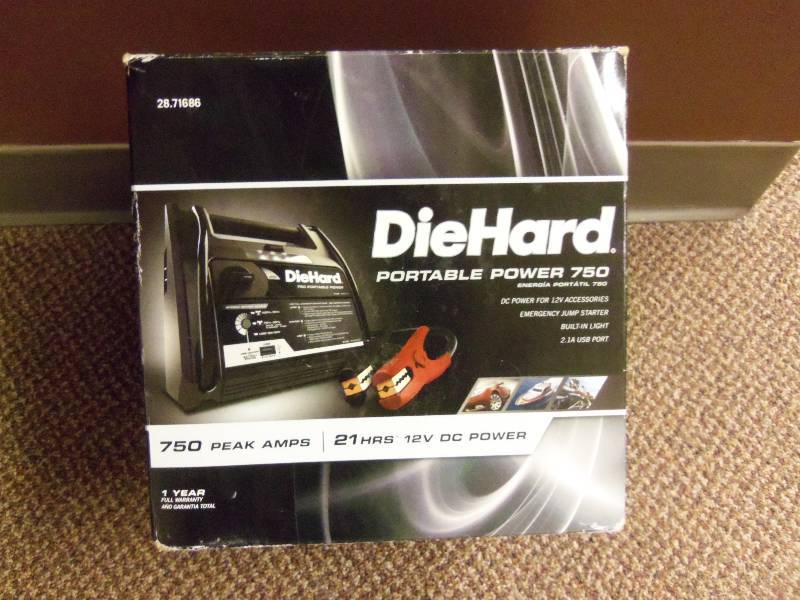 lot 47 image: DieHard Portable Power 750 Jump Start