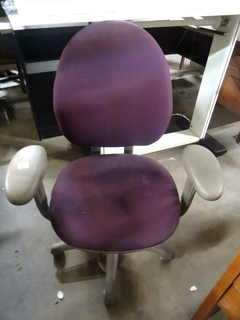 Office Chair On Wheels