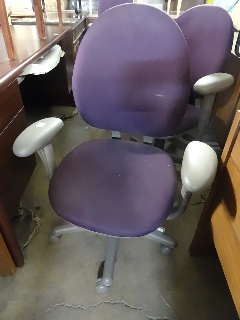 Office Chair On Wheels