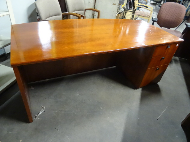 3 Drawer Office Desk 72 X 36 X 30