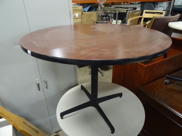 42 Round Table with Metal Base