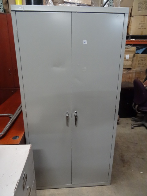 2 Door Metal Cabinet 5 Shelves