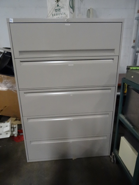 42 Metal 5 Drawer Lateral File