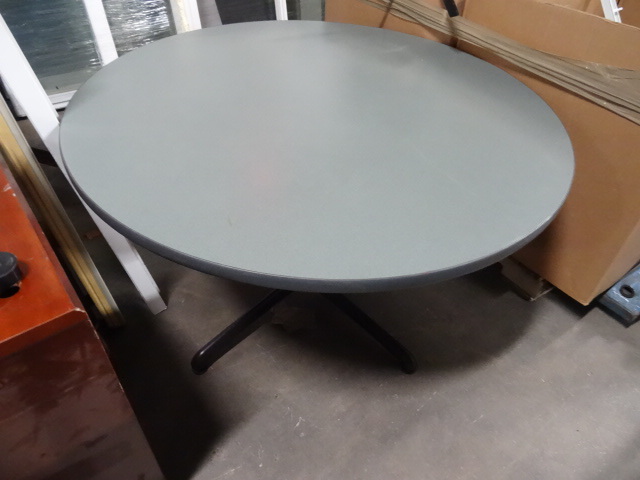 48 Round Table with Metal Base