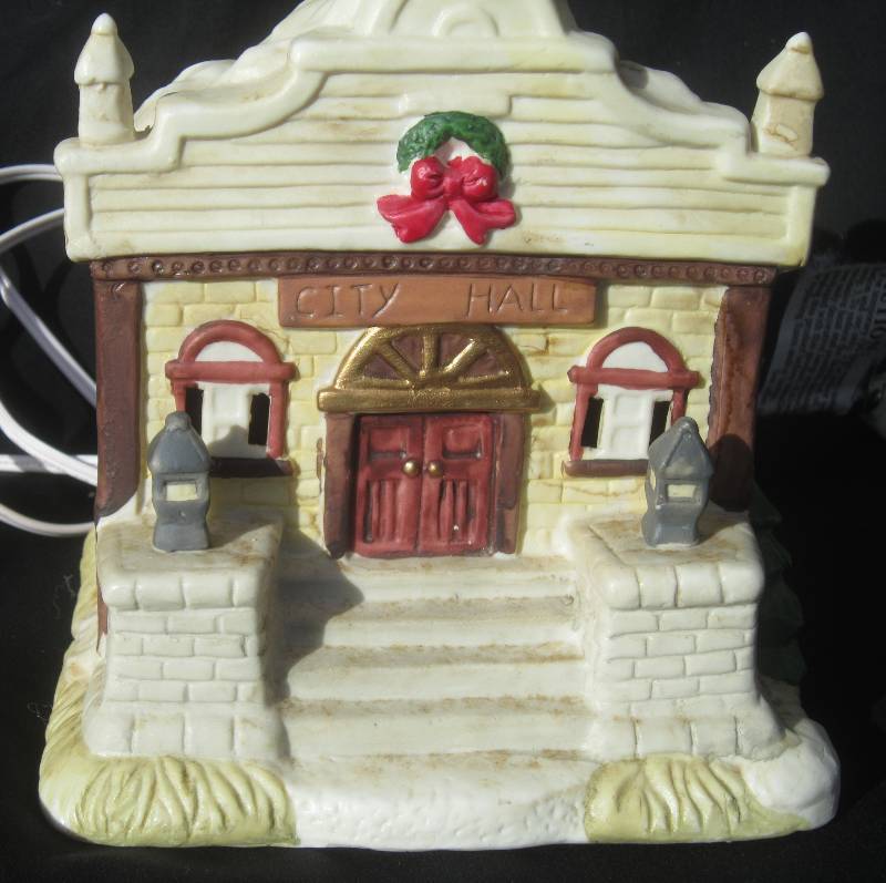 Collectible Lighted House - City Hall