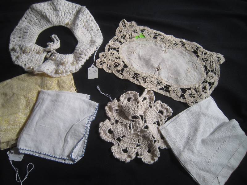Lot of Vintage Linens